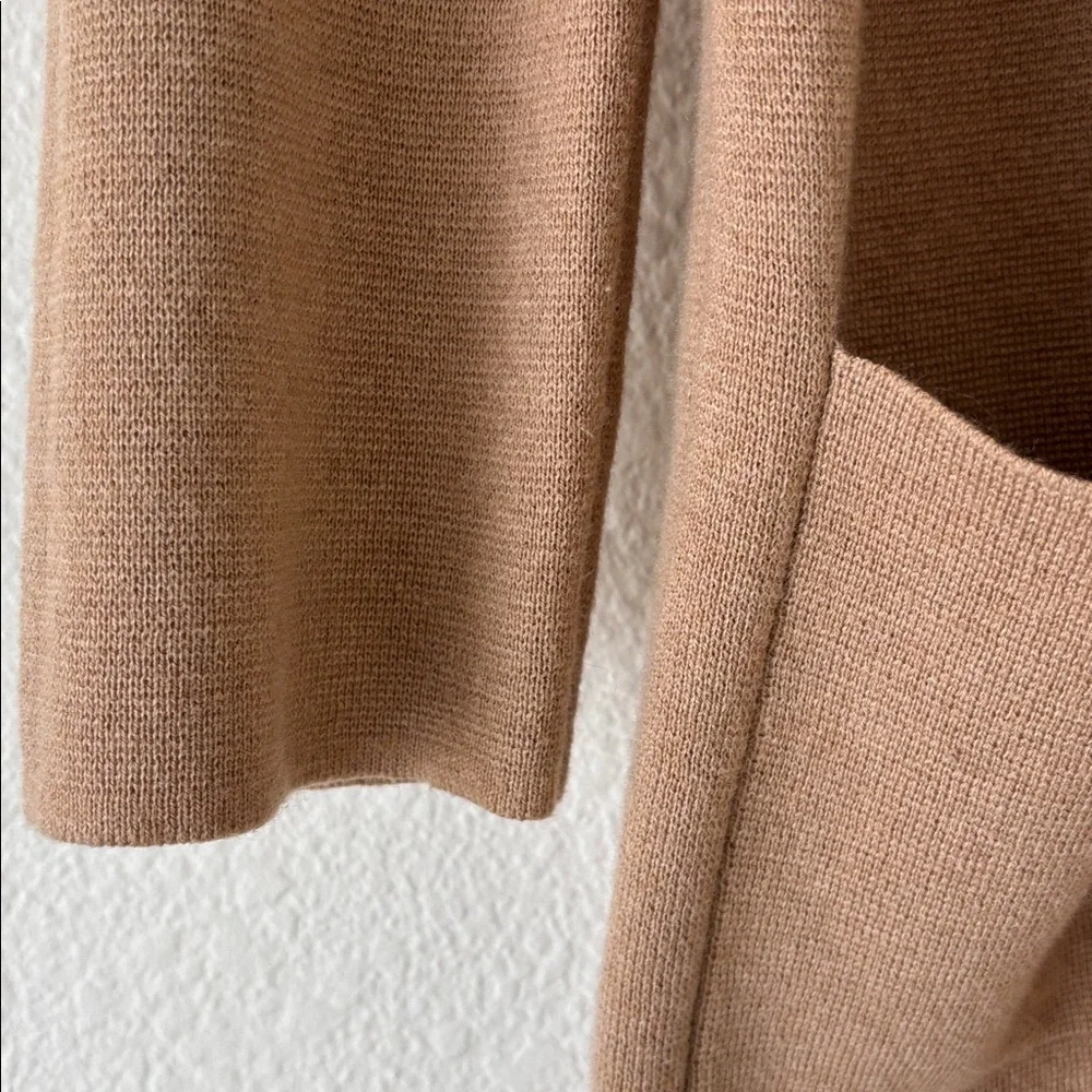 Re-Imagined J. Crew Classic Tan Cotton/Wool Blend Knit Cardigan Size Small - Picture 2 of 6